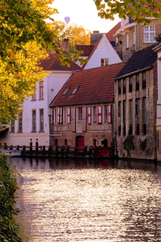 Bruges: Walking Tour, Canal Boat Trip w/Beer Tasting Option - Price and Value: Why $41 for a Walk + Boat Can Work