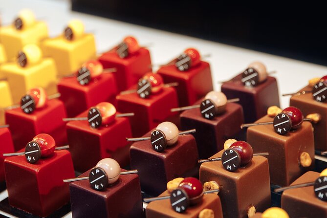 Brussels Chocolate Walking Tour and Workshop - Price, Group Size, and What to Bring