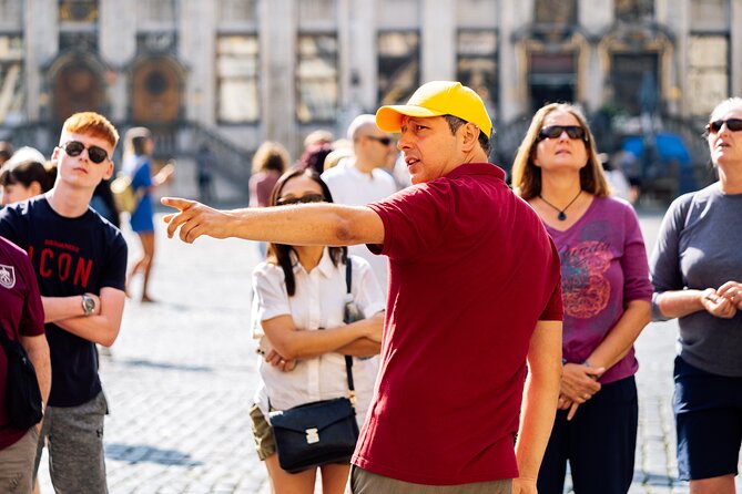 Brussels: Historical Walking Tour with Chocolate & Waffle Tasting - Key highlights at a glance