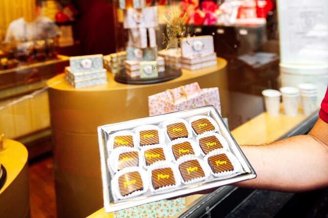 Brussels: Historical Walking Tour with Chocolate & Waffle Tasting - What You’re Really Paying For: a Guided Walk Plus Real Sweet Breaks