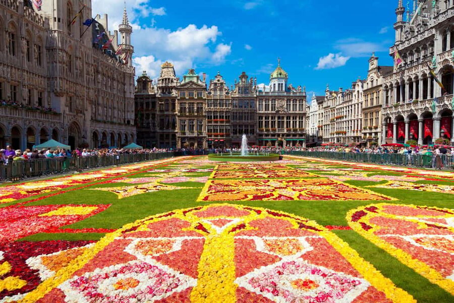 Brussels: Walking Tour with Belgian Lunch, Chocolate, & Beer - Key highlights worth planning for