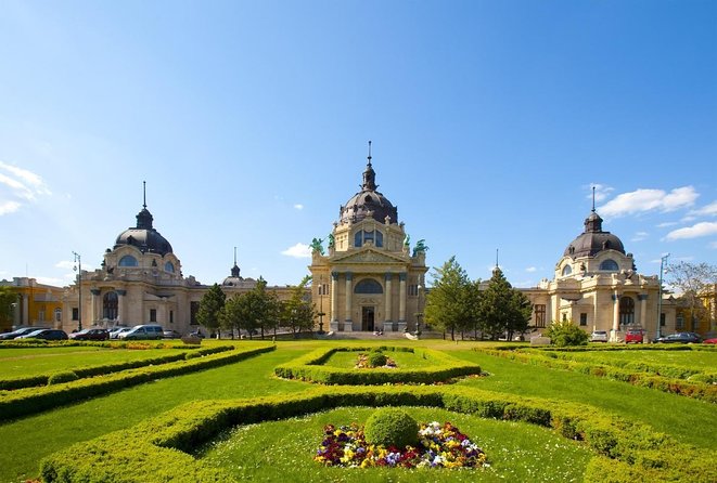 Budapest All in One Small Group Walking Tour with Strudel Stop - Key moments you’ll remember