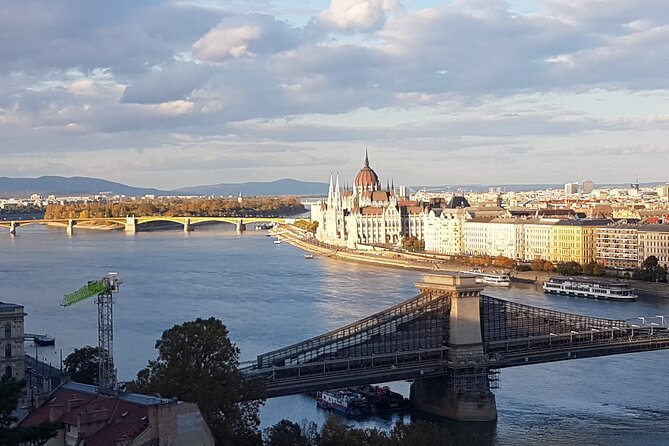 Budapest Castle District Walking Tour - Medieval Jewish Prayer House: Baroque Neighbors and Daily Life