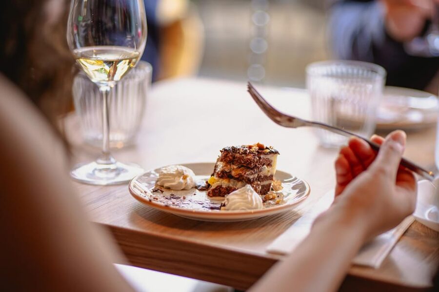 Budapest Food Walking Tour: Eat, Sip & Explore Like a Local - Vegetarian, Gluten-Free, and Alcohol-Free: What You Can Count On