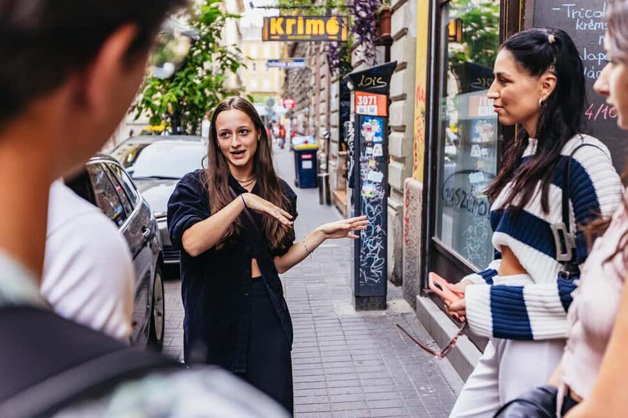 Budapest: Guided Foodie Walking Tour with Food and Drinks - The drink pairing lesson: Pálinka and Tokaji