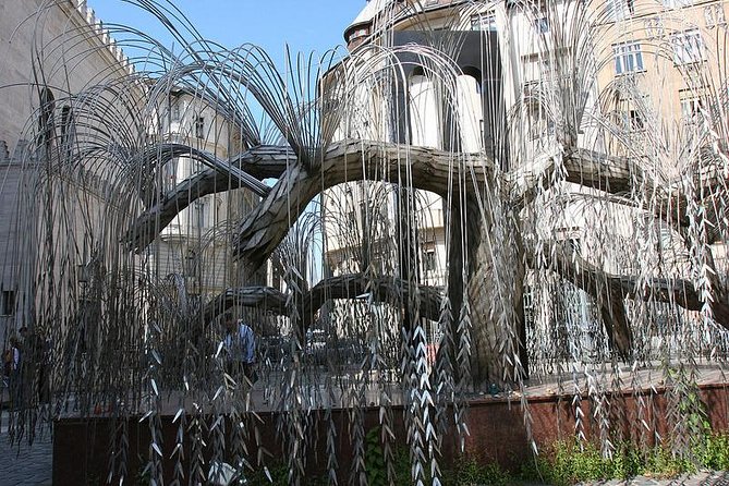 Budapest Jewish Heritage Memorial Walking Tour & Synagogue Entry - Grand Tour option: the extra synagogues and memorials that add depth