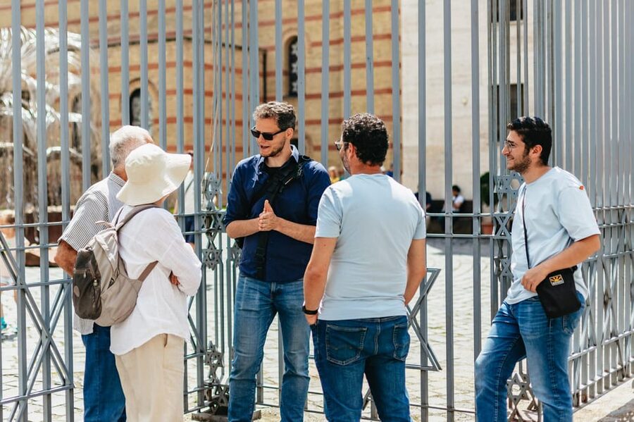 Budapest: Jewish History Guided Walking Tour with Historian - Key highlights to look for on this tour