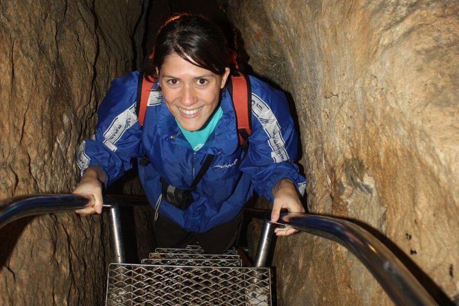 Budapest: Semlő-hegyi & Pál-völgyi Caves Guided Walking Tour - Key highlights at a glance