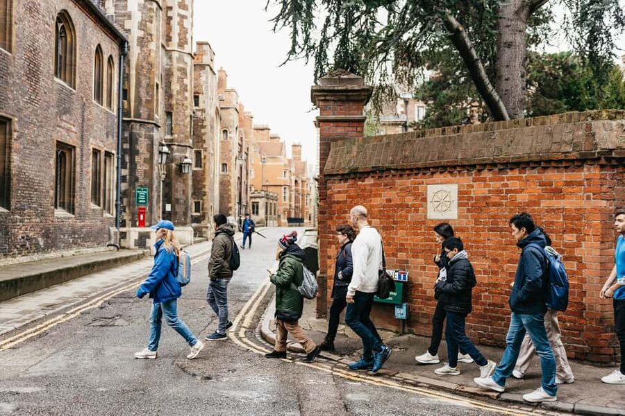 Cambridge: Alumni-Led Walking Tour w/ King's College Option - From King’s College past the college gates: what you’ll actually see on the walk