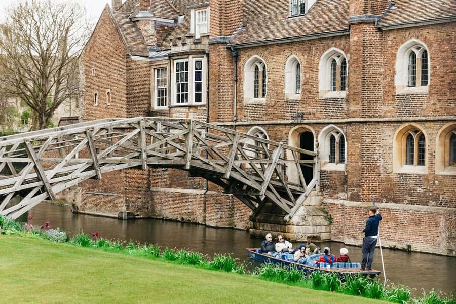 Cambridge University & Kings College Walking Tour By Alumni™ - Trinity and St John’s: rivalries, traditions, and street-level drama