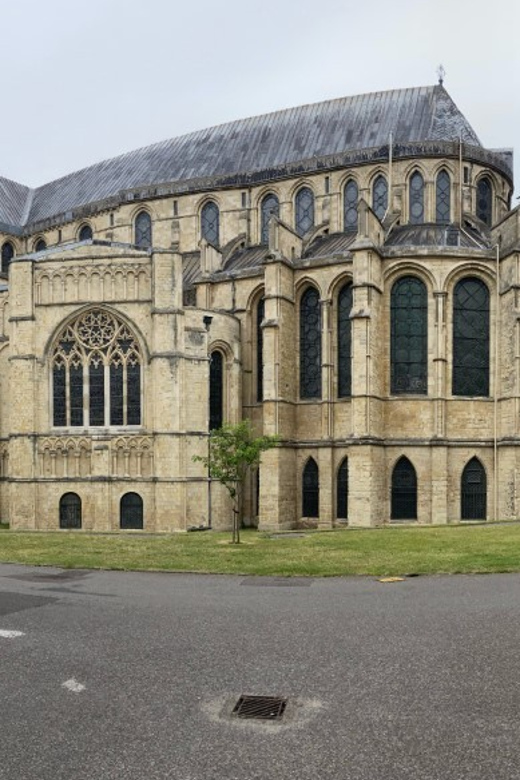 Canterbury: Walking Tour with Green Badge Guide - Who your Green Badge guide is, and how that affects the tour