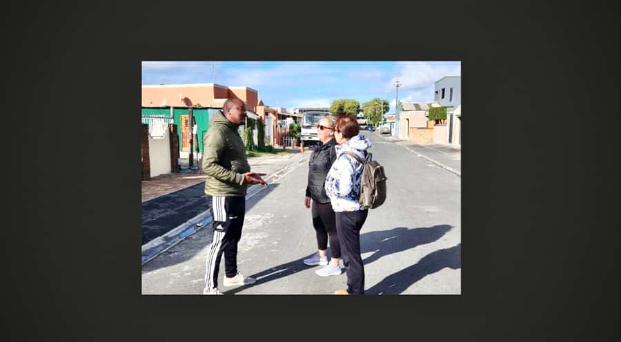 Cape Town: Nathi Langa Township Walking Tour - Meeting at Guga S’thebe: where the tour starts with culture