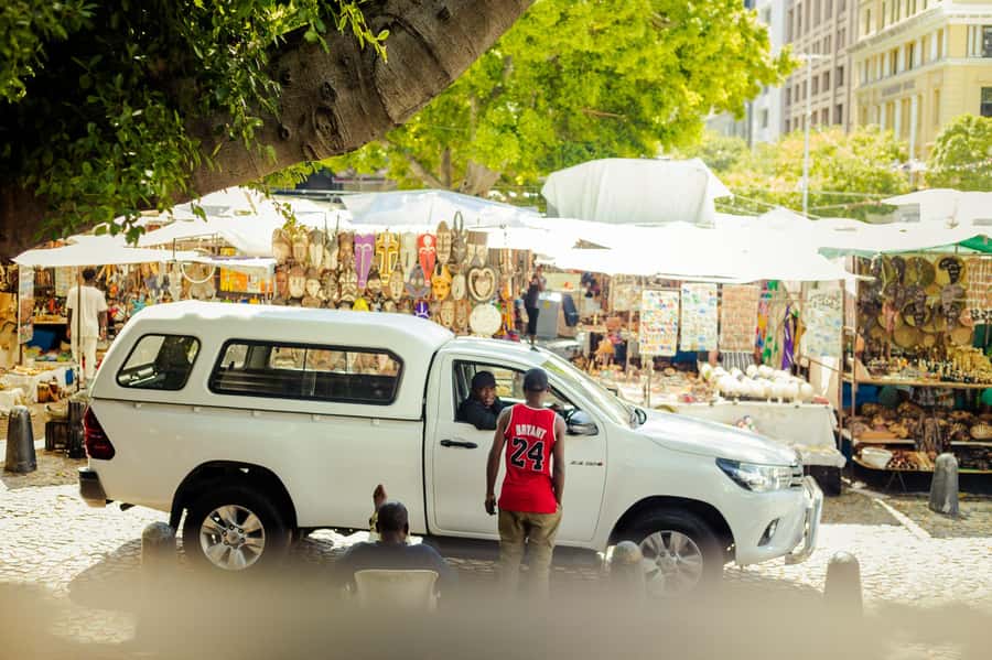 Cape Town Walking Tour: Bo-Kaap & City Highlights - Long Street: where old and new rub shoulders