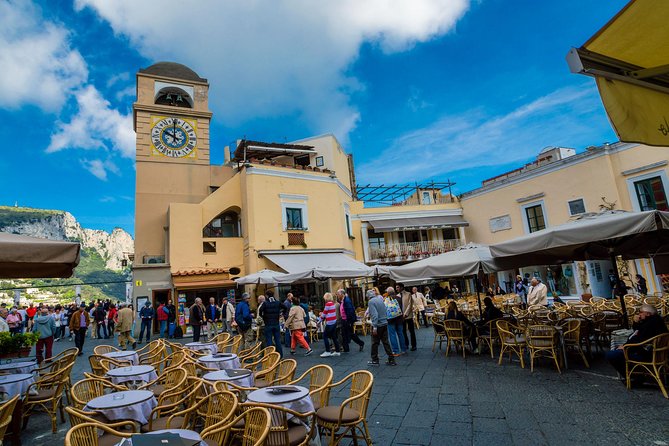 Capri Walking Tour with local guide - Minibus Hops Between Capri and Anacapri: How You Save Time