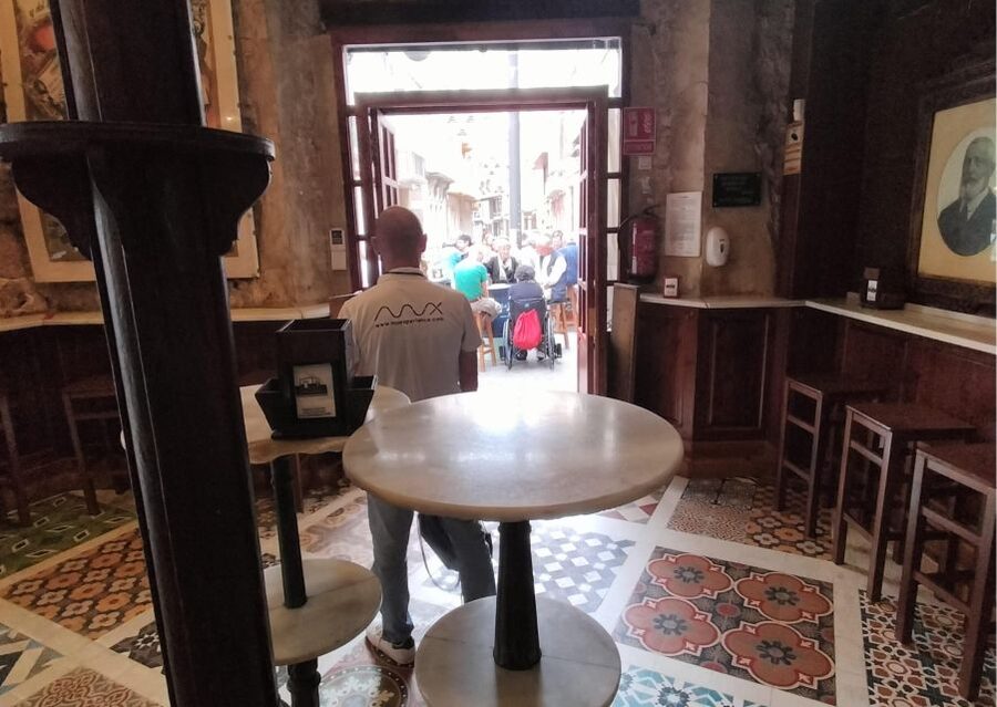 Cartagena: Guided Walking Tour with Tapas and Drinks - Price and Value: $64 for a Food-Focused City Intro