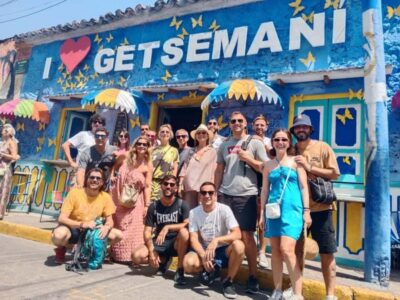 Cartagena: Historic Center and Getsemaní Shared Walking Tour - Historic Cartagena’s timeline: indigenous presence to conquest and colony