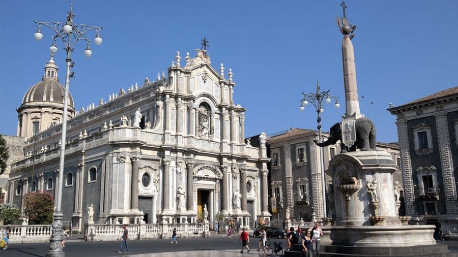 Catania: City Highlights Walking Tour - Piazza Stesicoro: A Quick Culture Stop With Real Context