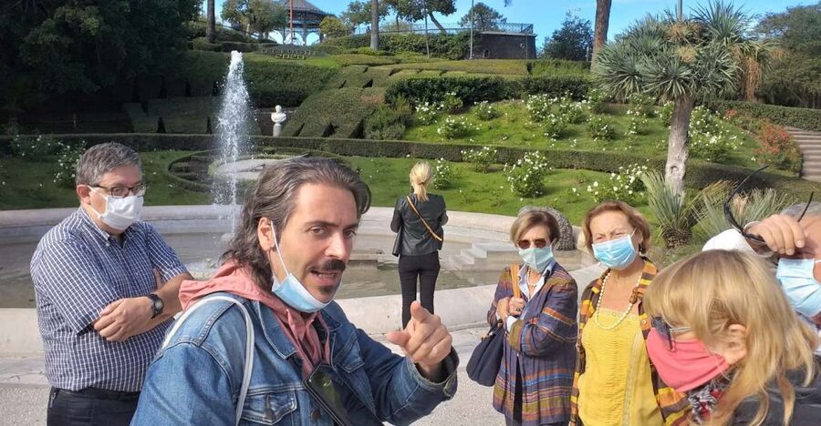 Catania: Heart of the City Guided Walking Tour - Fish Market time: shopping, meals, and the city after dark