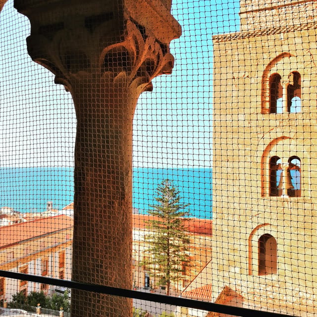 Cefalù: History and Legends Guided Walking Tour - Sightseeing through the old core without getting lost