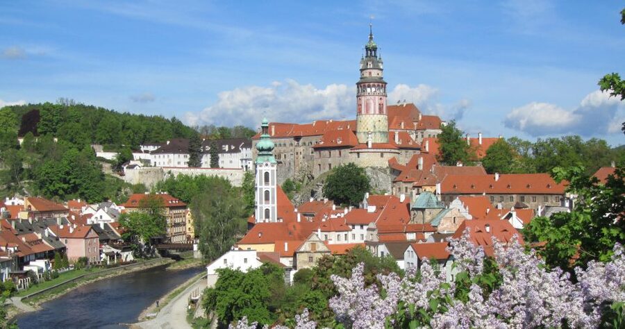 Český Krumlov: 2 Hour Private Walking Tour with Guide - Why Český Krumlov’s best scenes happen in 2 hours