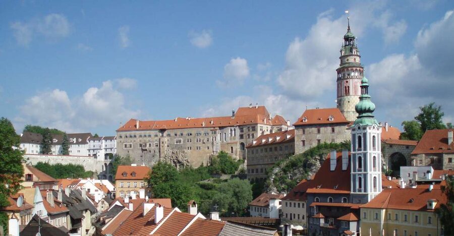 Český Krumlov: 2 Hour Private Walking Tour with Guide - Barber’s Bridge and Cloak Bridge: the photo stops that mean more