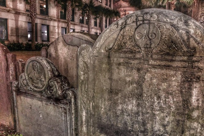Charleston Ghost & Graveyard Night-Time Guided Walking Tour - Key things I’d bet on