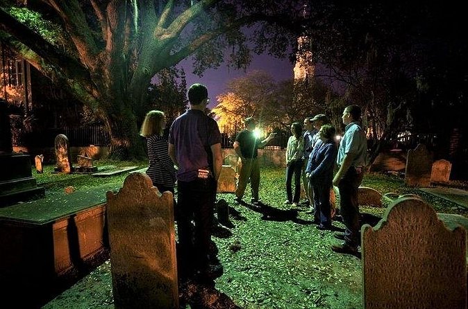 Charleston Ghost & Graveyard Night-Time Guided Walking Tour - Stop 2: the Historic District walk and how the route shapes the story