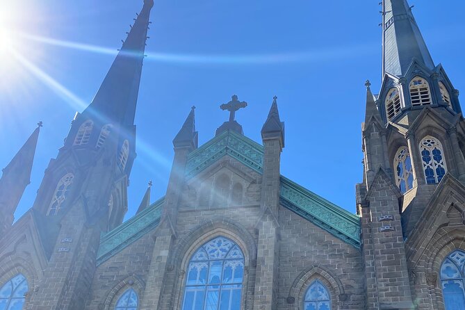 Charlottetown Walking Tour - Stop 6: Charlottetown City Hall and Adjacent Landmarks (5 Minutes)