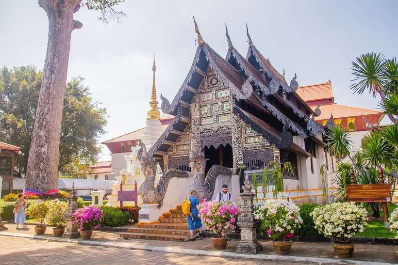 Chiang Mai: 3 Hour Old City and Temples Guided Walking Tour - Sustainable Touring: GSTC-Certified and Carbon Offset Notes