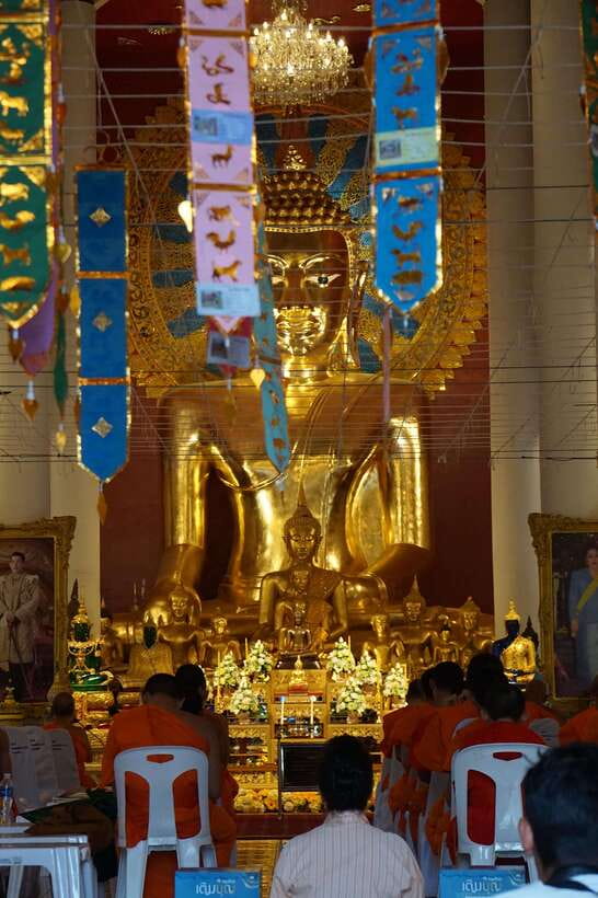 Chiang Mai: Temple And City Walking Tour Part I - Why a guide like Son or Katoon makes the temples feel real