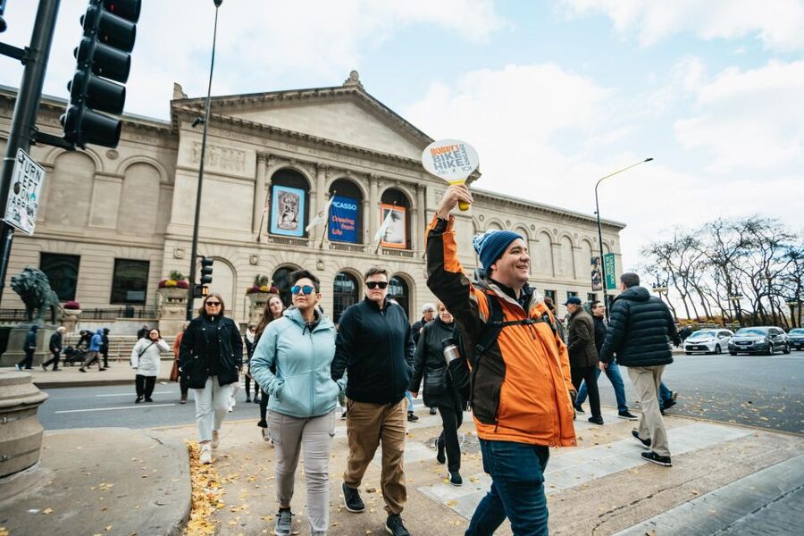 Chicago: Classic Food Walking Tour with Bike or Kayak Rental - The Food Lineup: Deep-Dish, Dogs, Italian Beef, Brownies