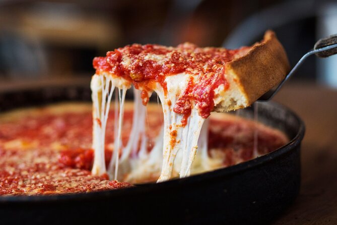 Chicago Favorites Ultimate Food and Walking Tour - The deep-dish kickoff: where the cheesy legend starts