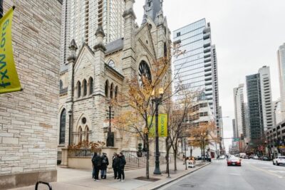 Chicago: Gangsters and Food Tasting Walking Tour - What You’ll Eat on This Tour: Steak, Deep Dish, Tavern-Style Pizza, Chicago Hot Dog