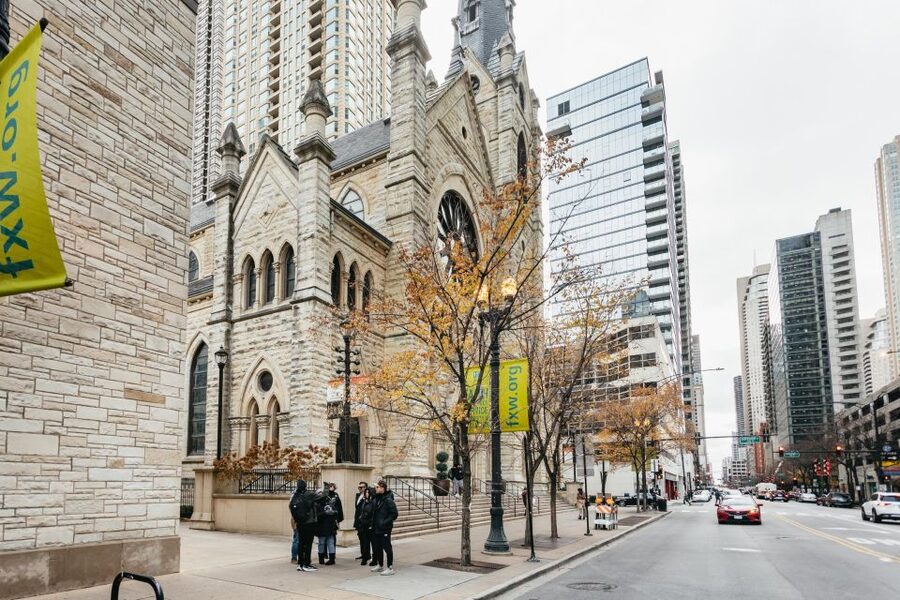 Chicago: Gangsters and Food Tasting Walking Tour - What You’ll Eat on This Tour: Steak, Deep Dish, Tavern-Style Pizza, Chicago Hot Dog