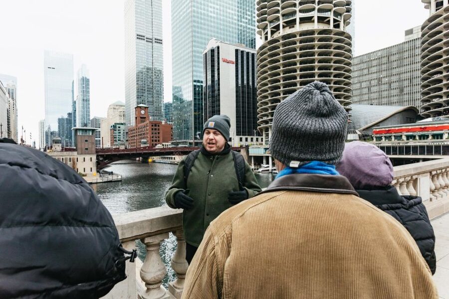Chicago: Gangsters and Ghosts Guided Walking Tour - The Chicago Theatre and Palmer House: old glamour, darker whispers