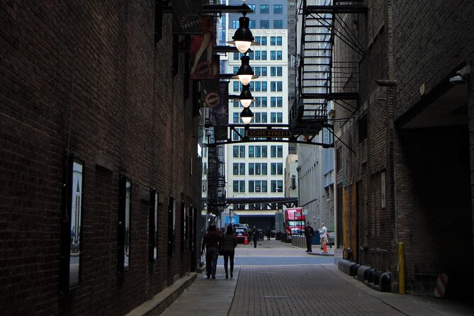 Chicago Mobs and Haunts Walking Tour - Price and value: what $34 buys you