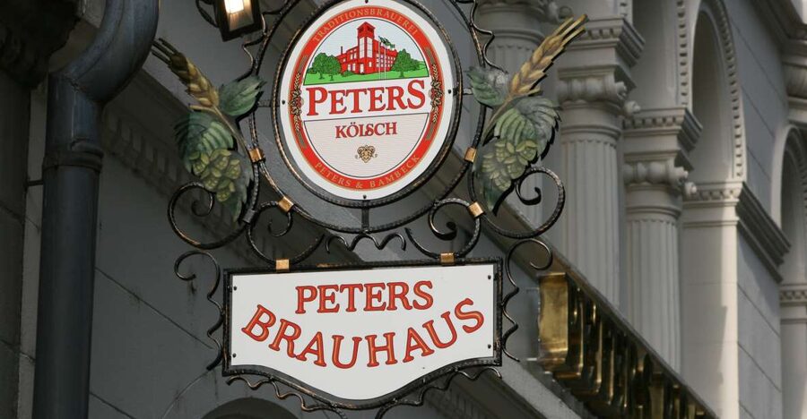Cologne: 3 Old Town Breweries Guided Walking Tour - Peters Brauhaus and the Old Town Walk: Cathedral Views Without the Detour