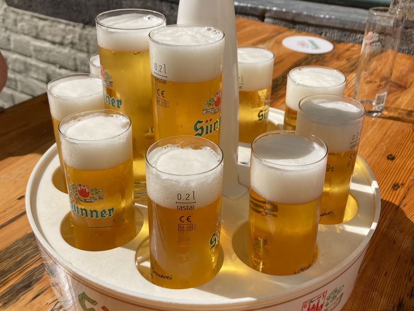 Cologne: 3 Old Town Breweries Guided Walking Tour - Bierhaus en dr Salzgass: Another Kölsch, More Beer Stories