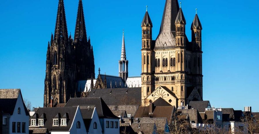 Cologne: Old Town Highlights Walking Tour - Why This 2-Hour Cologne Walk Works So Well