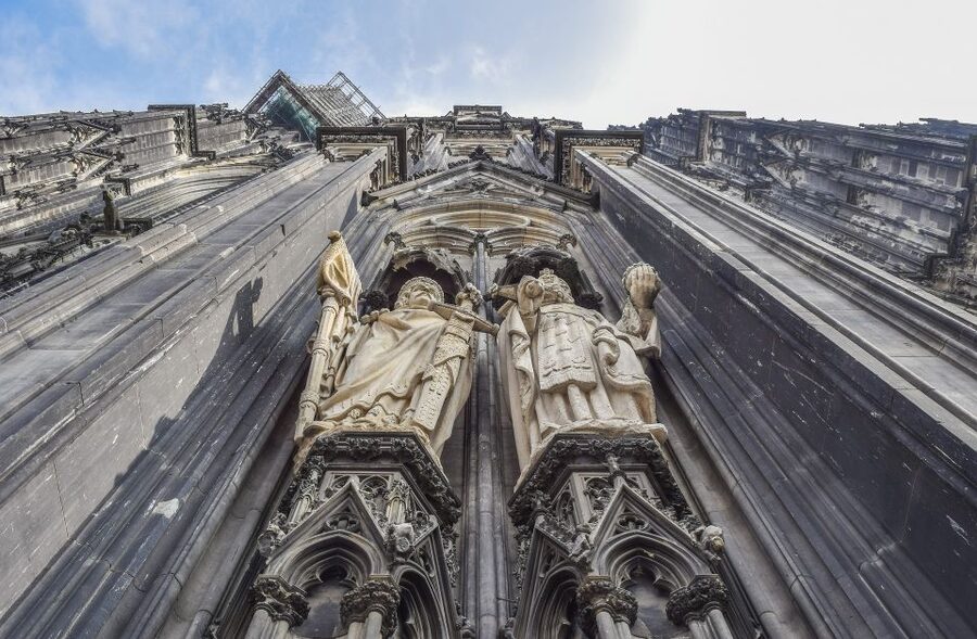 Cologne: Old Town Highlights Walking Tour - Guide Style, Group Feel, and Why People Keep Rebooking