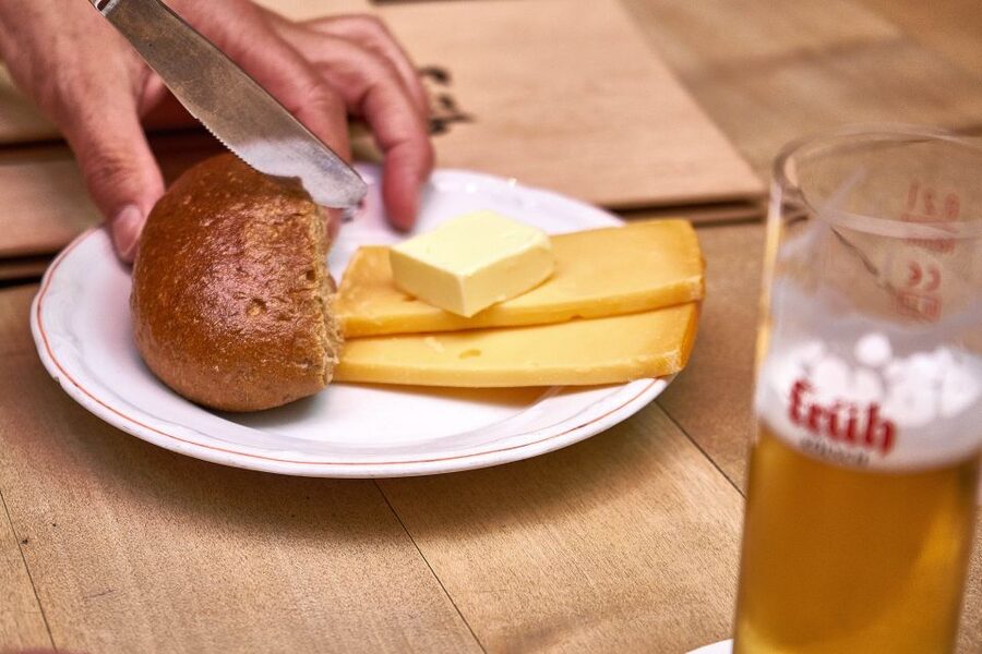 Cologne: Südstadt Guided Foodie Walking Tour - Who should book this Südstadt foodie walking tour (and who should skip it)
