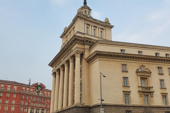 Communist Walking Tour of Sofia - Stop 4: The Presidency Building and the Soviet arrival story