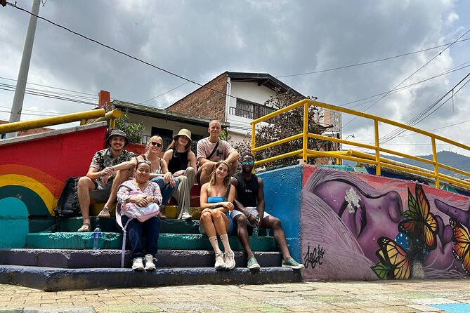 Comuna 4 Walking Tour Medellin - Entering Moravia: What This Tour Really Shows