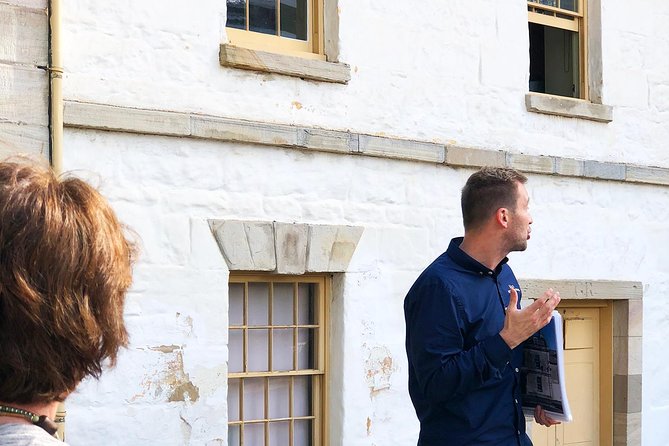 Convicts and The Rocks: Sydney's Walking Tour Led by Historian - How long it really is: pacing, questions, and that 2.5-hour commitment