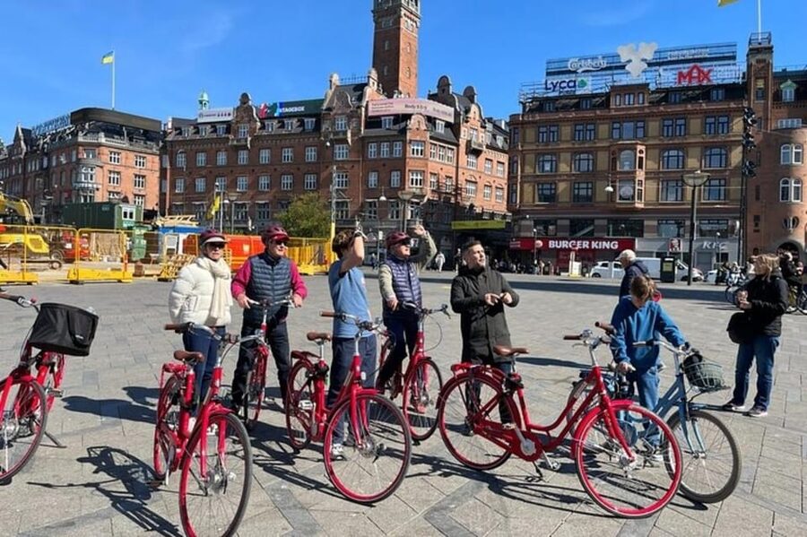 Copenhagen: City Highlights Walking Tour With Local Guide - Gefion Fountain and the World You Can Notice in Detail