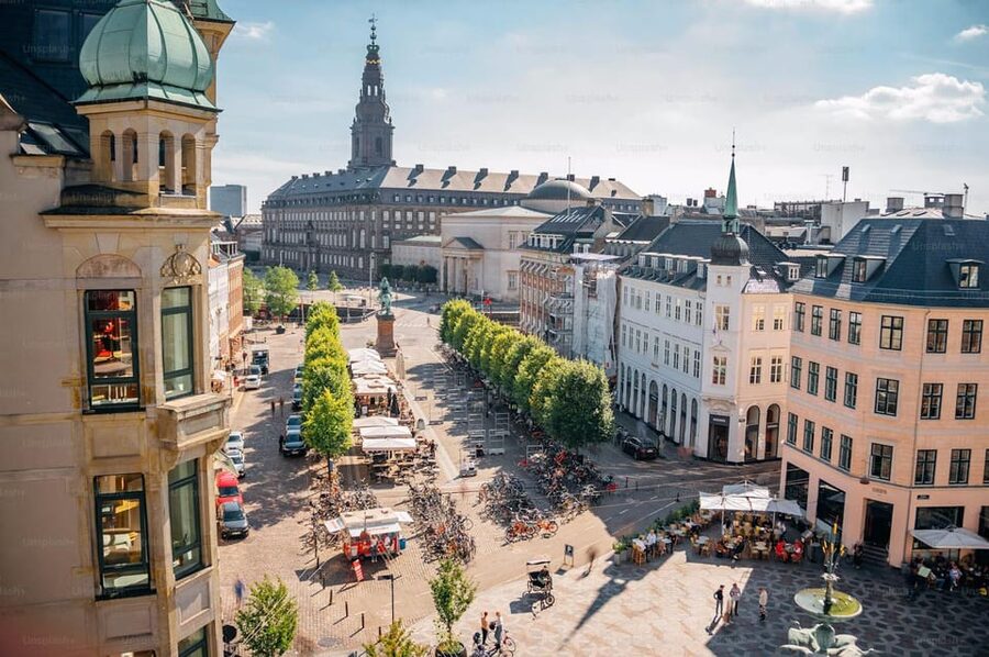 Copenhagen: Guided Walking Tour in French - Key highlights to know before you go