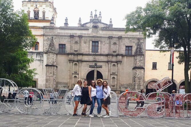 Coyoacán Walking Tour: Access to Frida Kahlo Museum & Tacos - Jardín Centenario: a pause with old-street charm