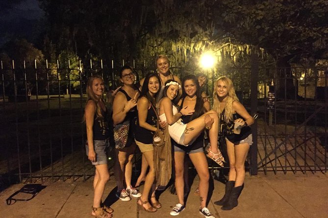 Creepy Crawl Night-Time Haunted Pub Walking Tour of Savannah's Historic District - Colonial Park Cemetery and Button Gwinnett: the spookiest stop on the route