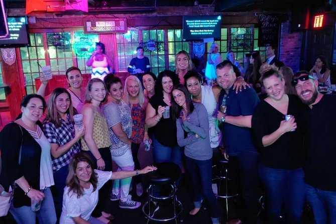 Creepy Crawl Night-Time Haunted Pub Walking Tour of Savannah's Historic District - Lush squares, nightlife, and stories that connect dots