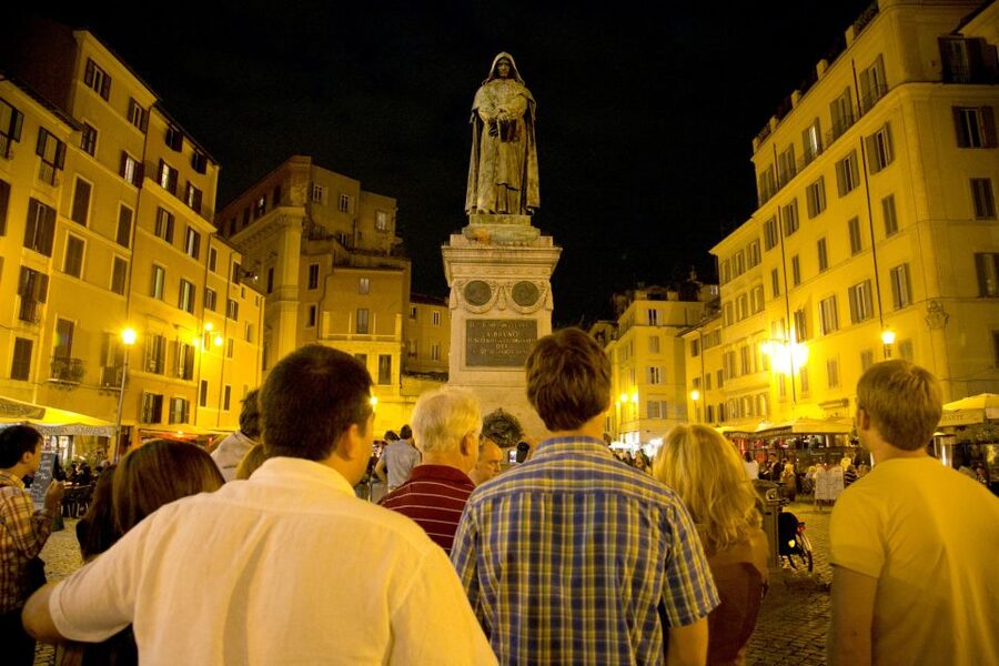 Dark Heart of Rome - Facts, Legend & Mystery Walking Tour - Finding Sant’Andrea della Valle: the meeting point that sets the vibe